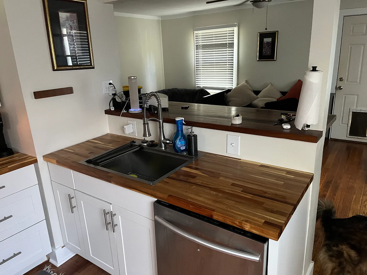 2 bed, 715 sqft, $1,650 — Photo 2