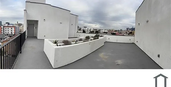 2683 San Marino St #404 — Photo 16