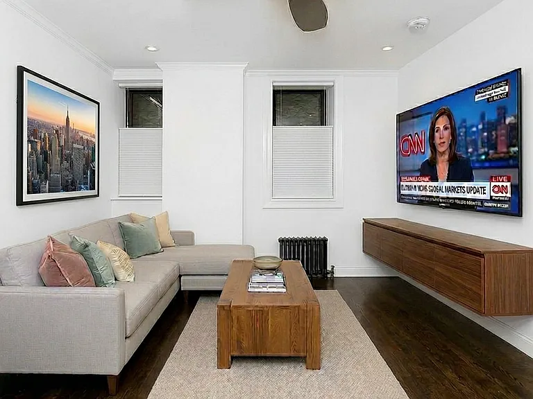 1377 Lexington Ave #1C — Photo 3