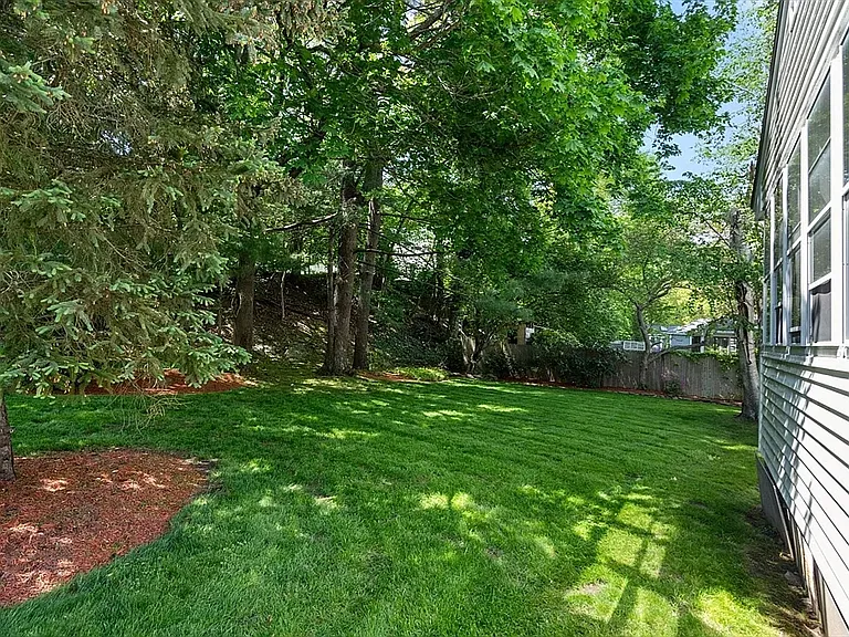 61 Sevland Rd — Photo 24