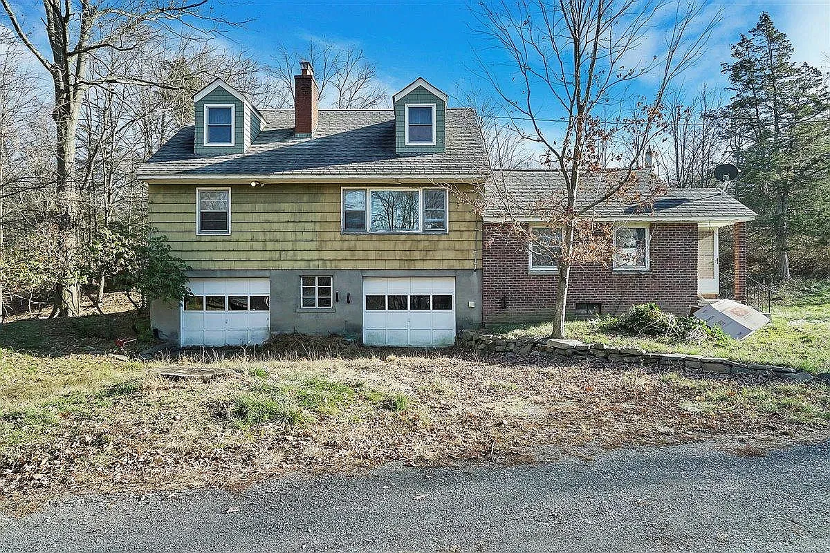 4 bed, 2034 sqft, $3,500 — Photo 1