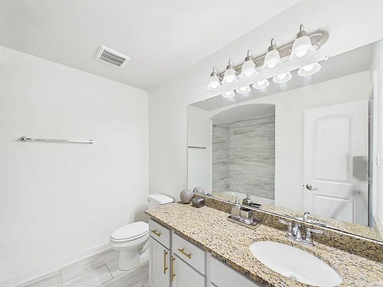 24711 Miltonwood St — Photo 43