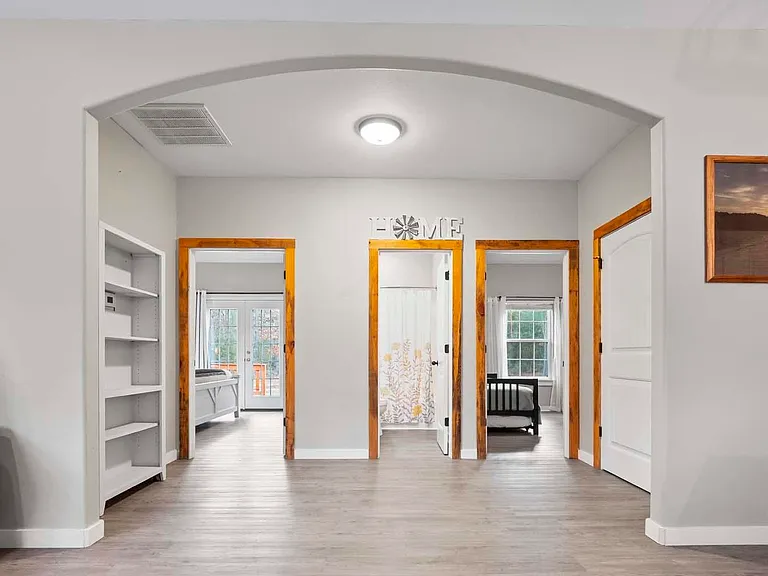 141 Arroyo Ln — Photo 10