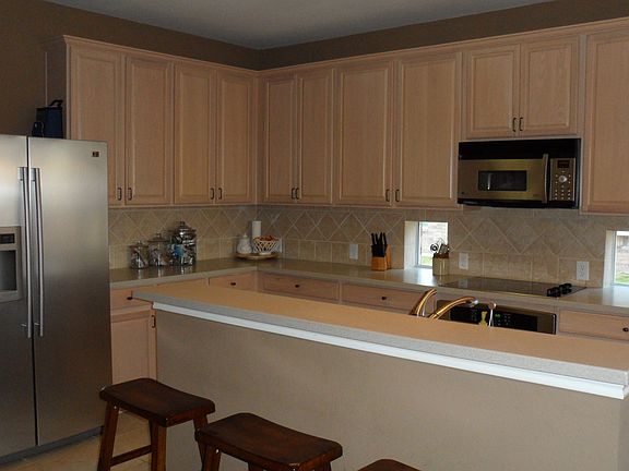 3rd image of 7572 Creekmere Dr