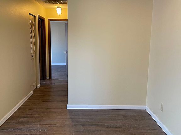 5th image of 2803 Boxwood Ln #2803