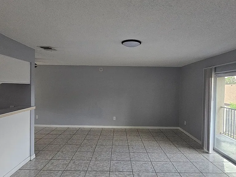 5672 Tomoka Dr #201 — Photo 11