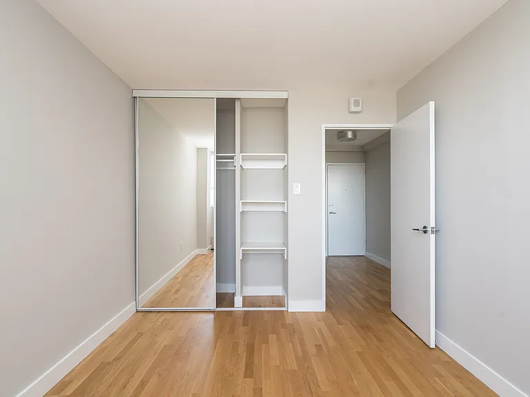 730 Saint Clarens Ave — Photo 15