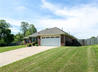 430 Brown Rd, Cave Springs, AR 72718