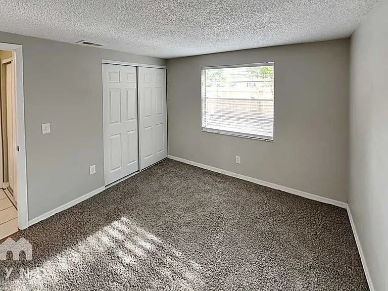 6701 Village Grove Ct — Photo 12