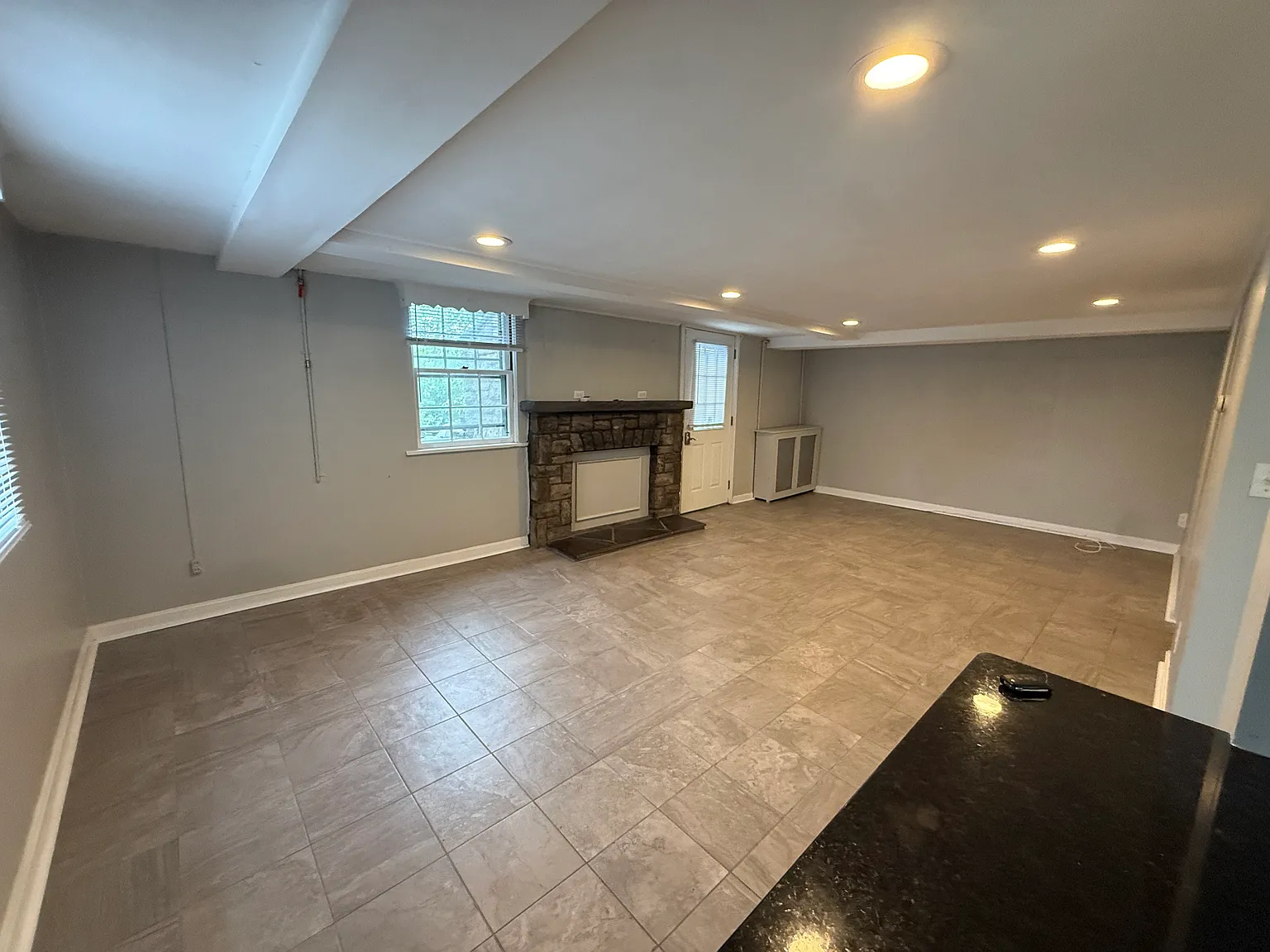 1 bed, 900 sqft, $1,925 — Photo 2