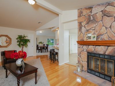 2292 Lindsay Dr, Carlsbad, CA, 92008