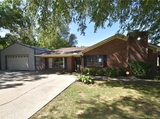 25 Linden Rd, Jeffersonville, IN 47130