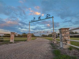 13610 E Highway 22, Cranfills Gap, TX 76637