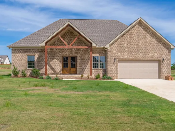 251 Hummingbird Way, Killen, AL 35645