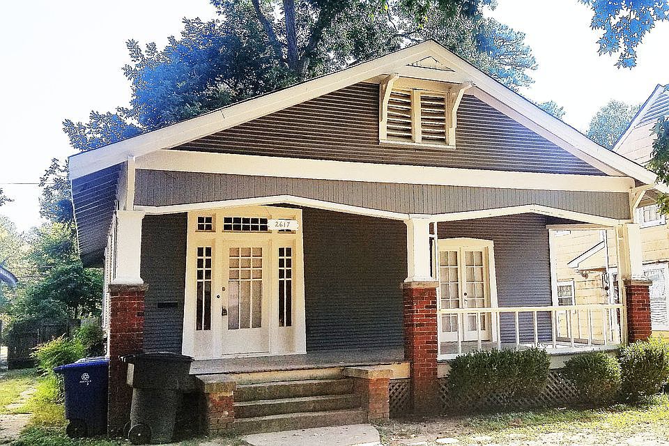 1st image of 2617 Dillard St