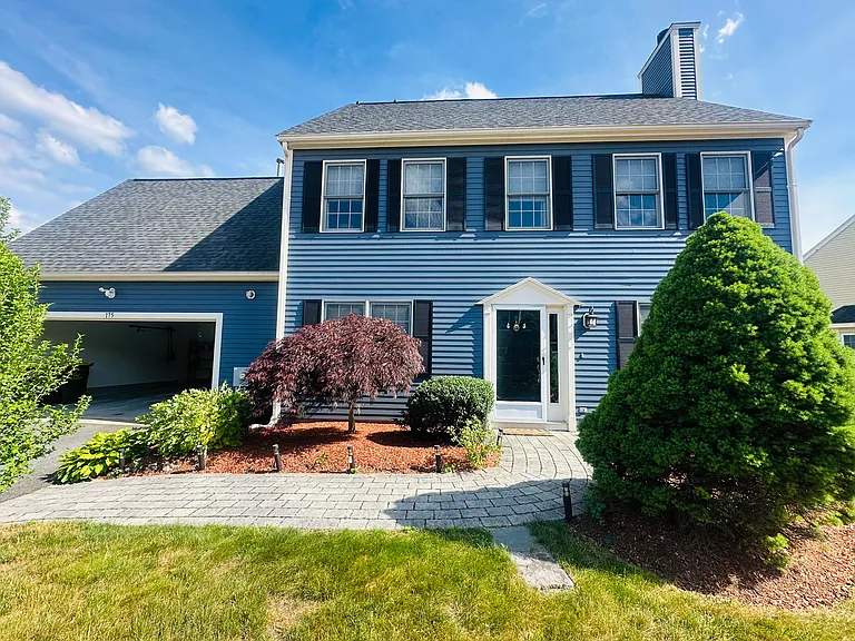 175 Clear Pond Dr #175 — Photo 1