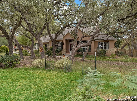 3rd image of 537 Rose Branch Dr