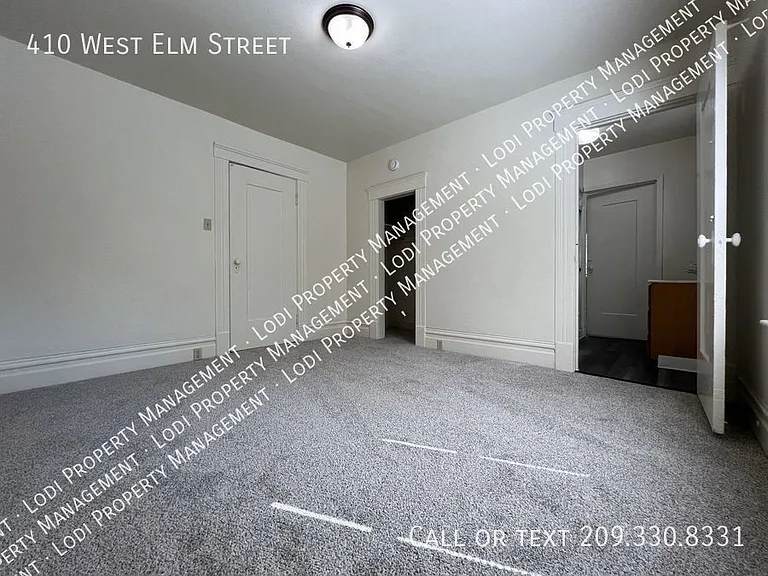 410 W Elm St — Photo 12