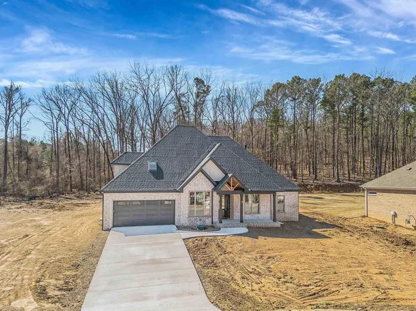 7 W Lake Ln, Little Rock, AR 72210