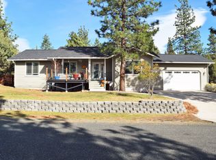 16412 Tee Pl, Weed, CA 96094