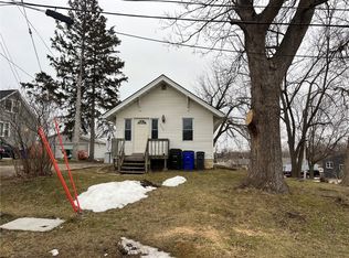 3529 Southland St SW, Cedar Rapids, IA 52404