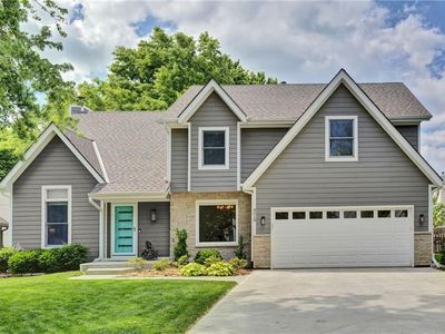 8018 Lichtenauer Dr, Lenexa, KS, 66219