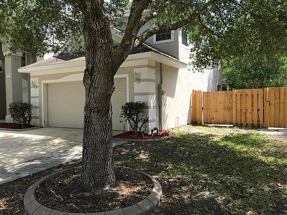 2nd image of 300 Ivy Lakes Dr
