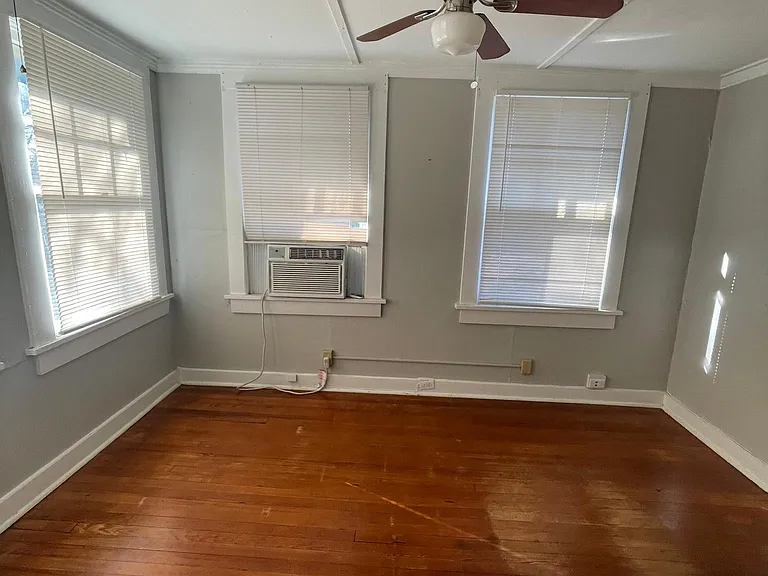 2109 Harbert Ave #6 — Photo 4