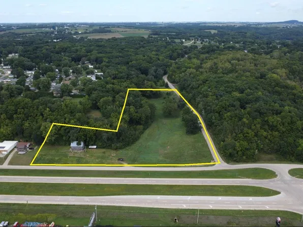 19400 Us Route 20 W, East Dubuque, IL 61025