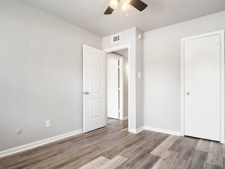 208 Wilshire Dr #208A — Photo 6