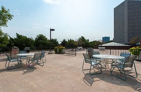 5445 N Sheridan Rd #501 — Photo 20