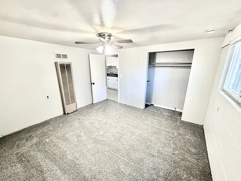 3670-3672 Atlas Way — Photo 9