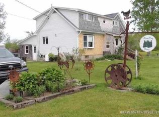 2 Notta Rd, Gouldsboro, ME 04607
