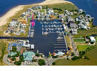 18-F18 Row Boat Row, Southport, NC 28461