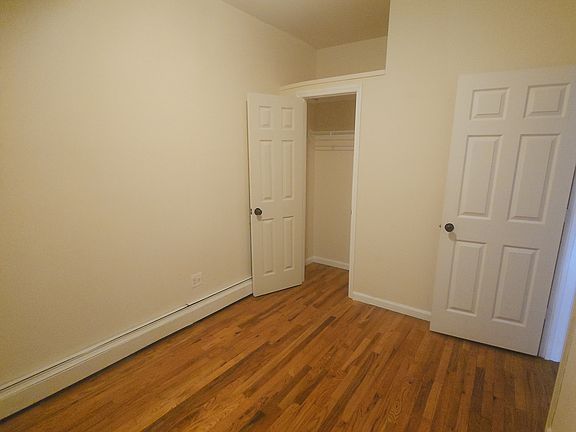 5th image of 621 Gates Ave #1