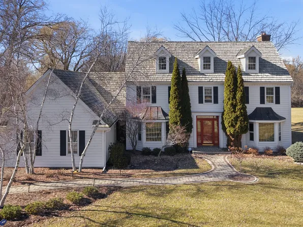 11123 N Wyngate Trce, Mequon, WI 53092