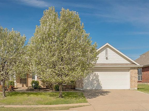 2nd image of 10129 Red Bluff Ln