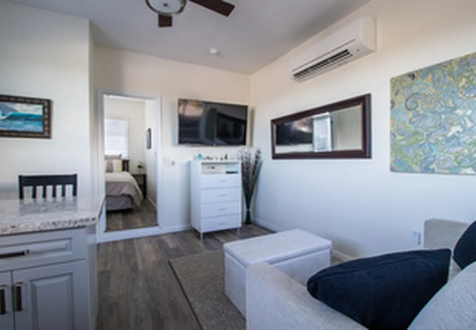 1 bed, 396 sqft, $2,600 — Photo 3