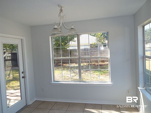 5th image of 800 Crystal Wells Ct S