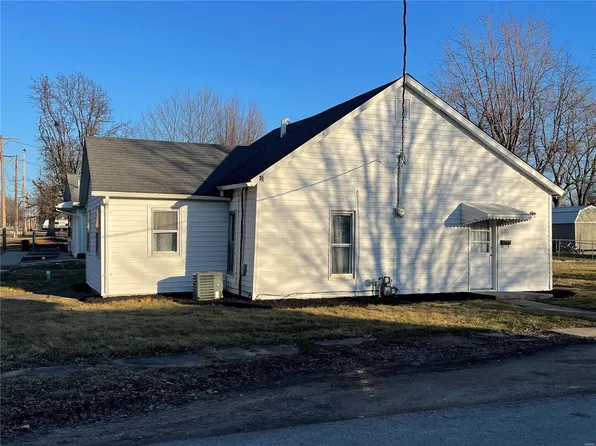 1620 W Centennial Ave, Bowling Green, MO 63334