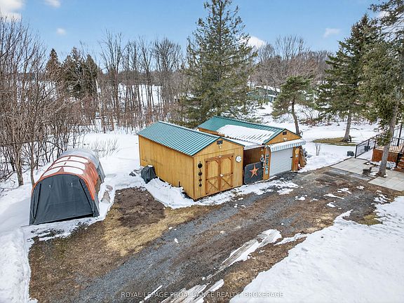 5th image of 1040 Antoine Rd