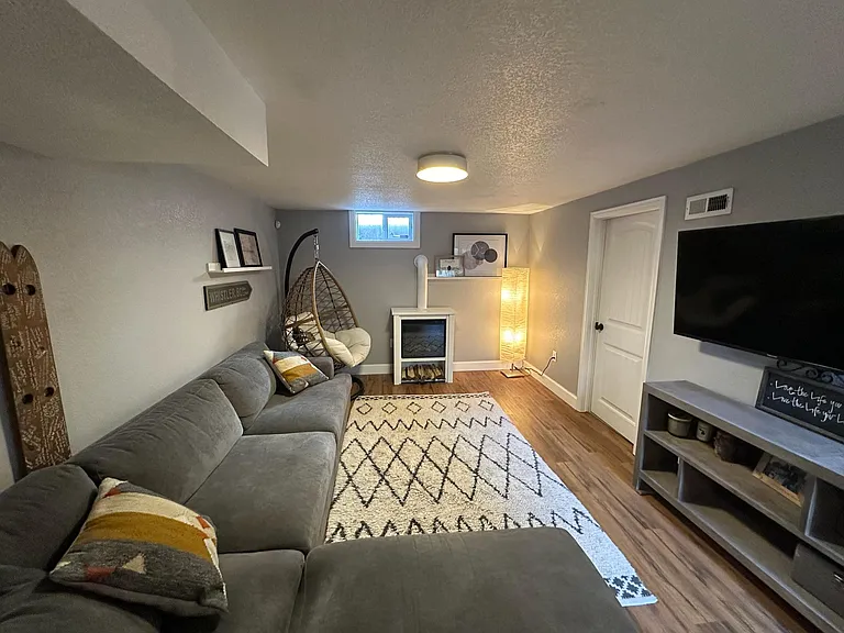 3520 Magnolia St — Photo 27