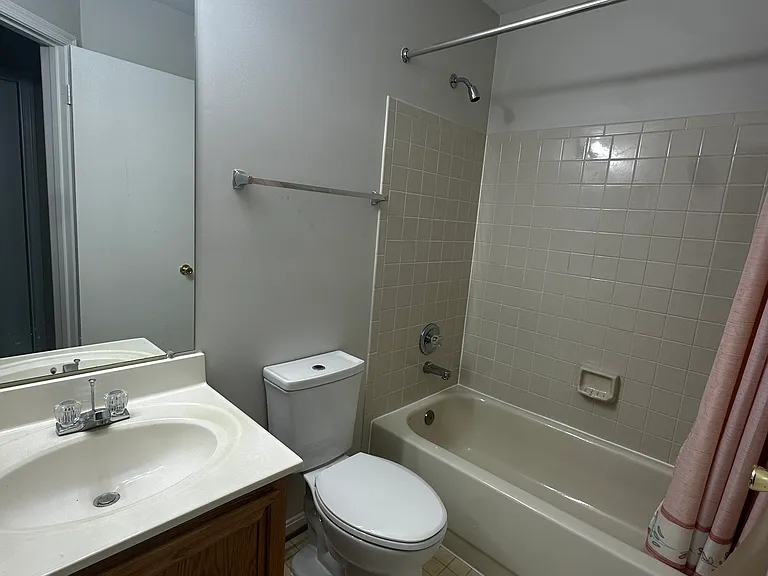 2558 Ambling Cir — Photo 11