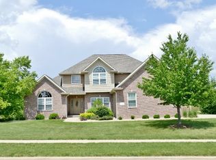 1 Bishops Ct, Washington, IL 61571