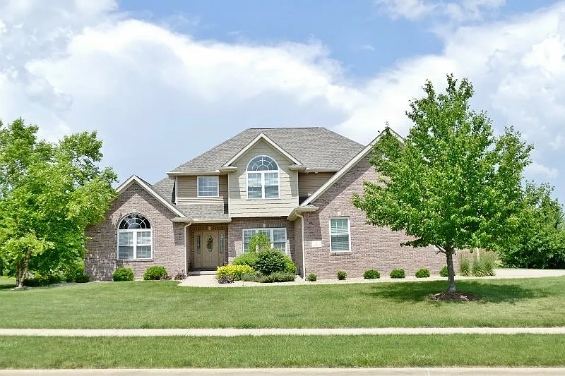 1 Bishops Ct photo 1