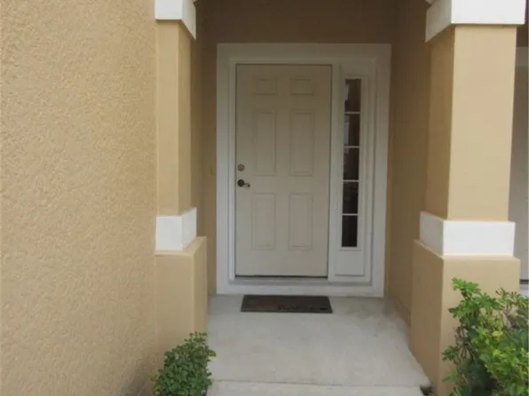 8310 Village Edge Cir APT 3, Fort Myers, FL 33919