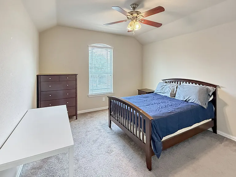 1313 Zanna Grace Way — Photo 17