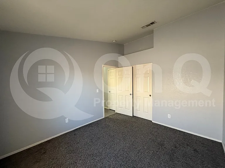 11420 W Sheridan St — Photo 16