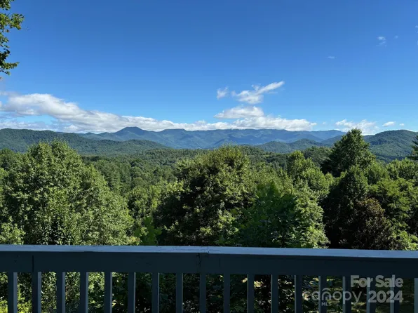282 Unterga Trl, Sylva, NC 28779