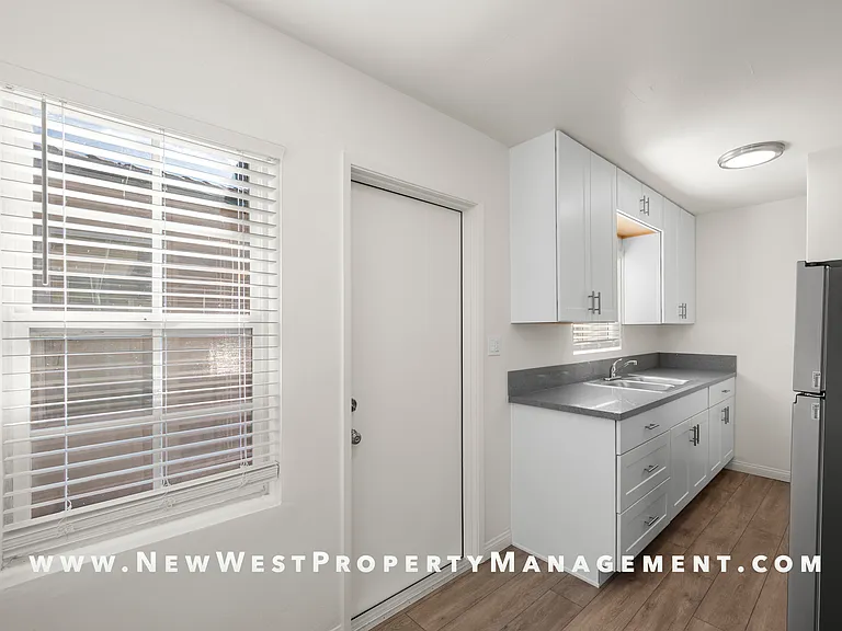 3141 Imperial Ave #3141 — Photo 9